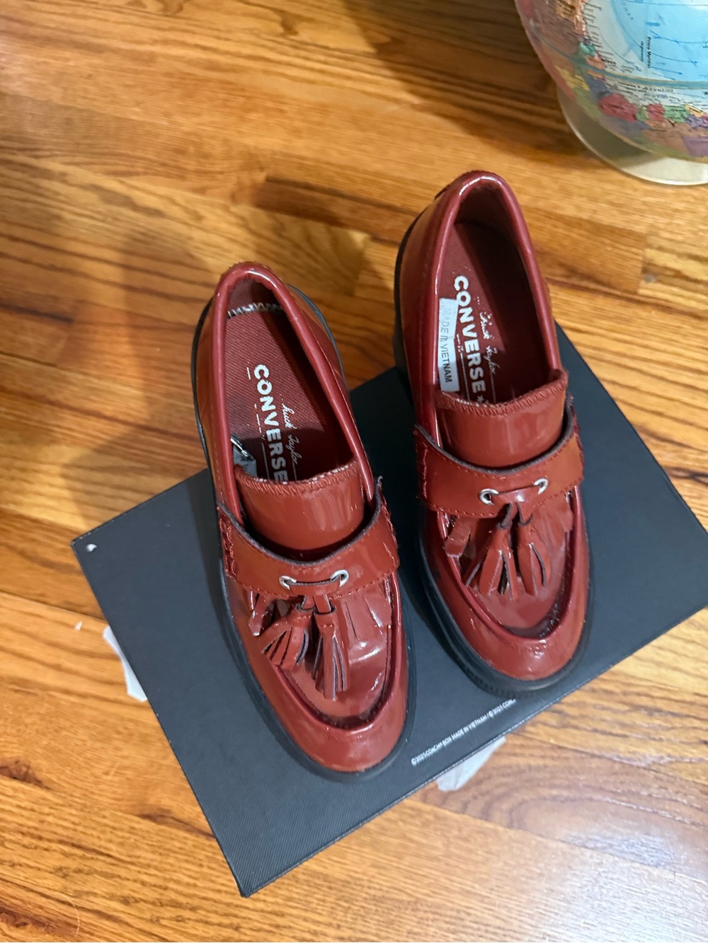 Women's Converse Tassel Platform Loafers in Burgundy - Picture 5 of 6